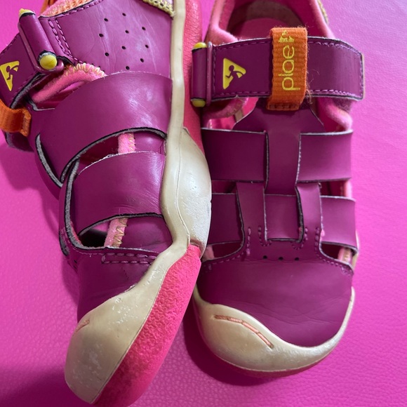 Plae shoes girl size 11.5 - Picture 3 of 5